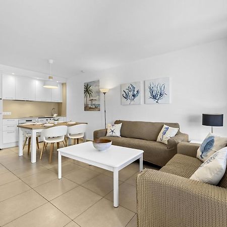 Casahost Bastian Boutique I Seaview Apartment Costa Teguise Exterior photo